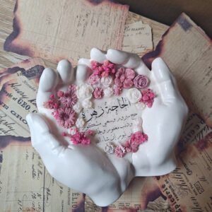 bougie flowery hand